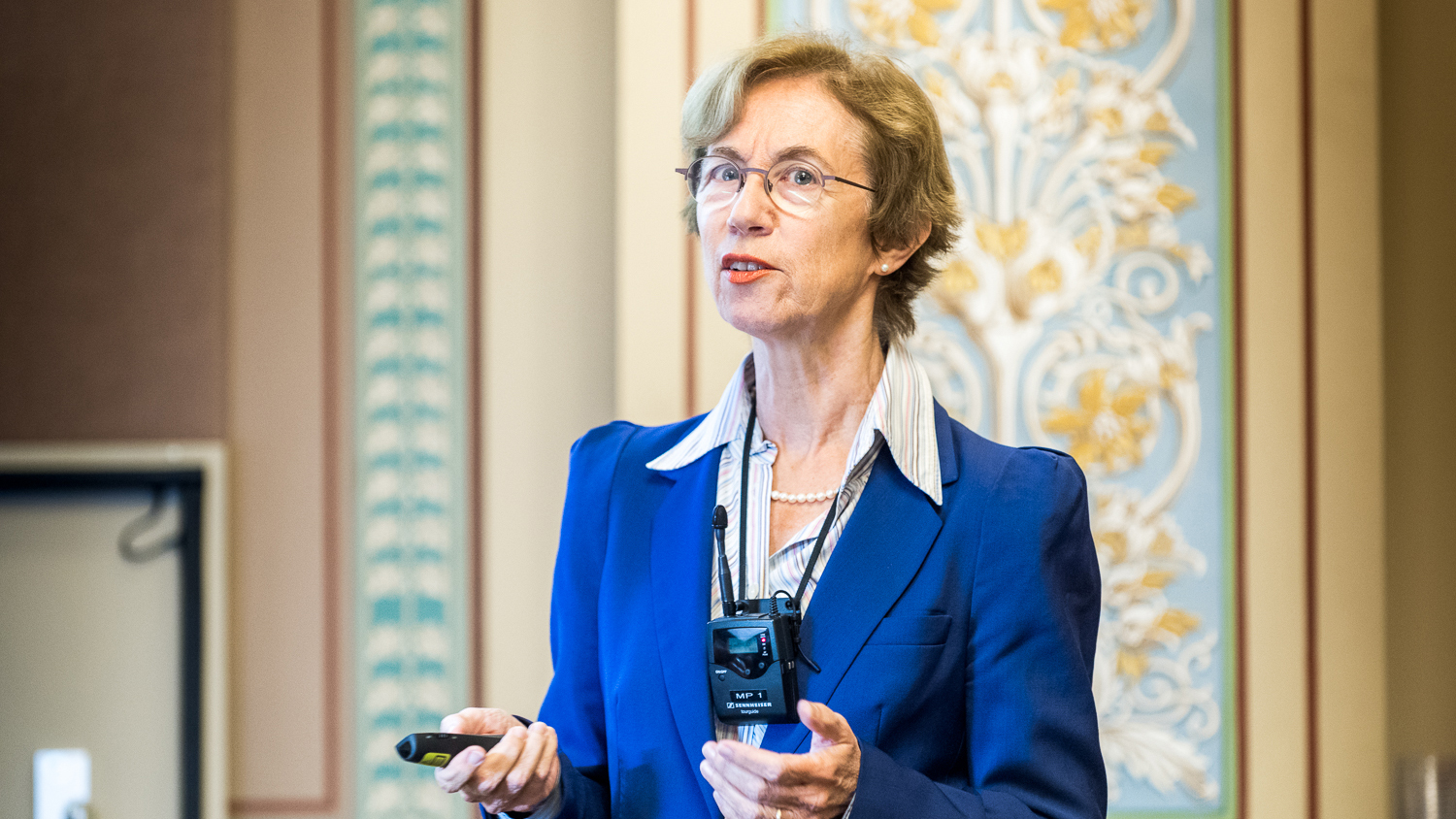 UZH-Professorin Klara Landau, Direktorin der Augenklinik am Universitätsspital, beschrieb die Situation heutiger Akademikerinnen: «Überdurchschnittlich viele Frauen verlassen die Wissenschaft nach dem Doktorat», sagte sie.