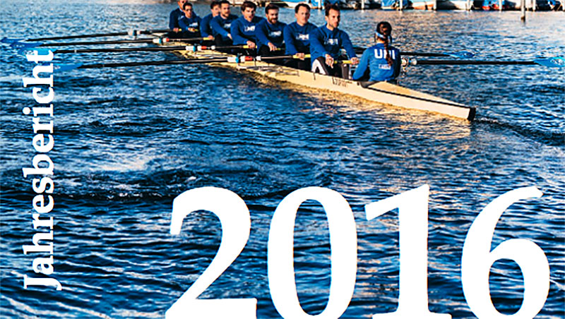 Rückblick aufs Jahr 2016. Im Bild: Das Ruderboot der UZH Alumni beim Training auf der Limmat. 