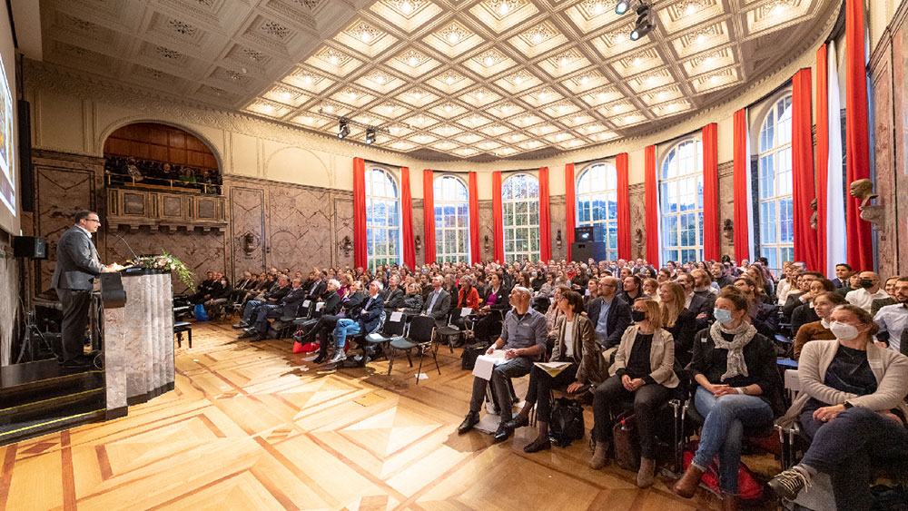 Feierlicher Festakt in der Aula. Die UZH führt seit 2009 jährlich im Herbstsemester einen Tag der Lehre durch.